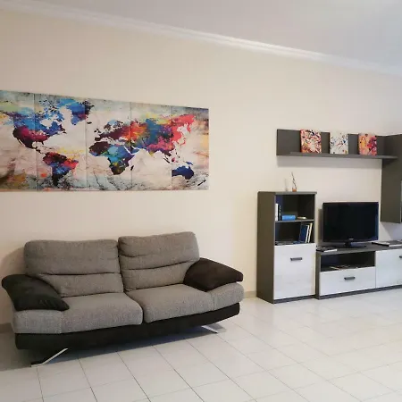 Biacri House